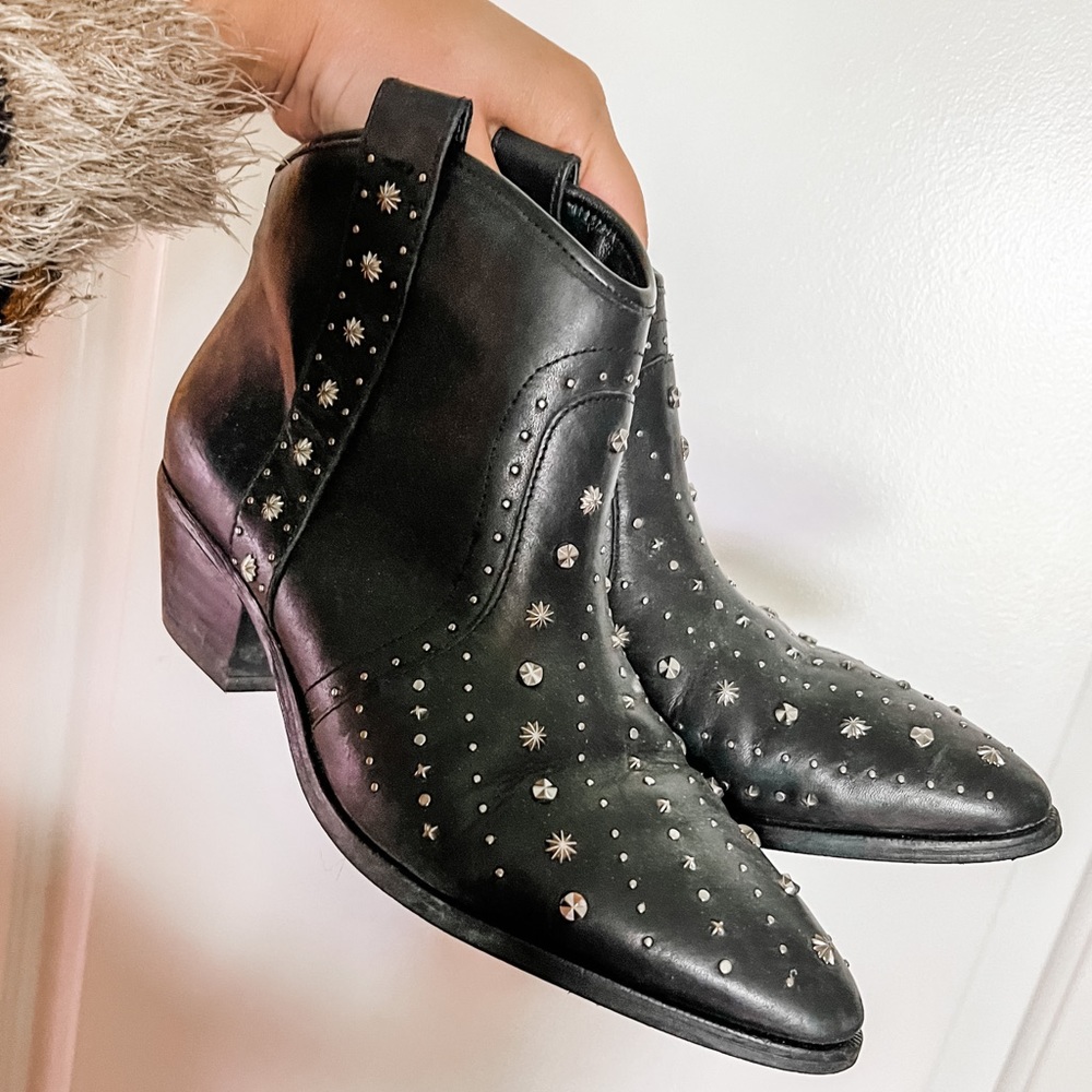 Sam Edelman Studded Ankle Boot Size 8, Gently Used